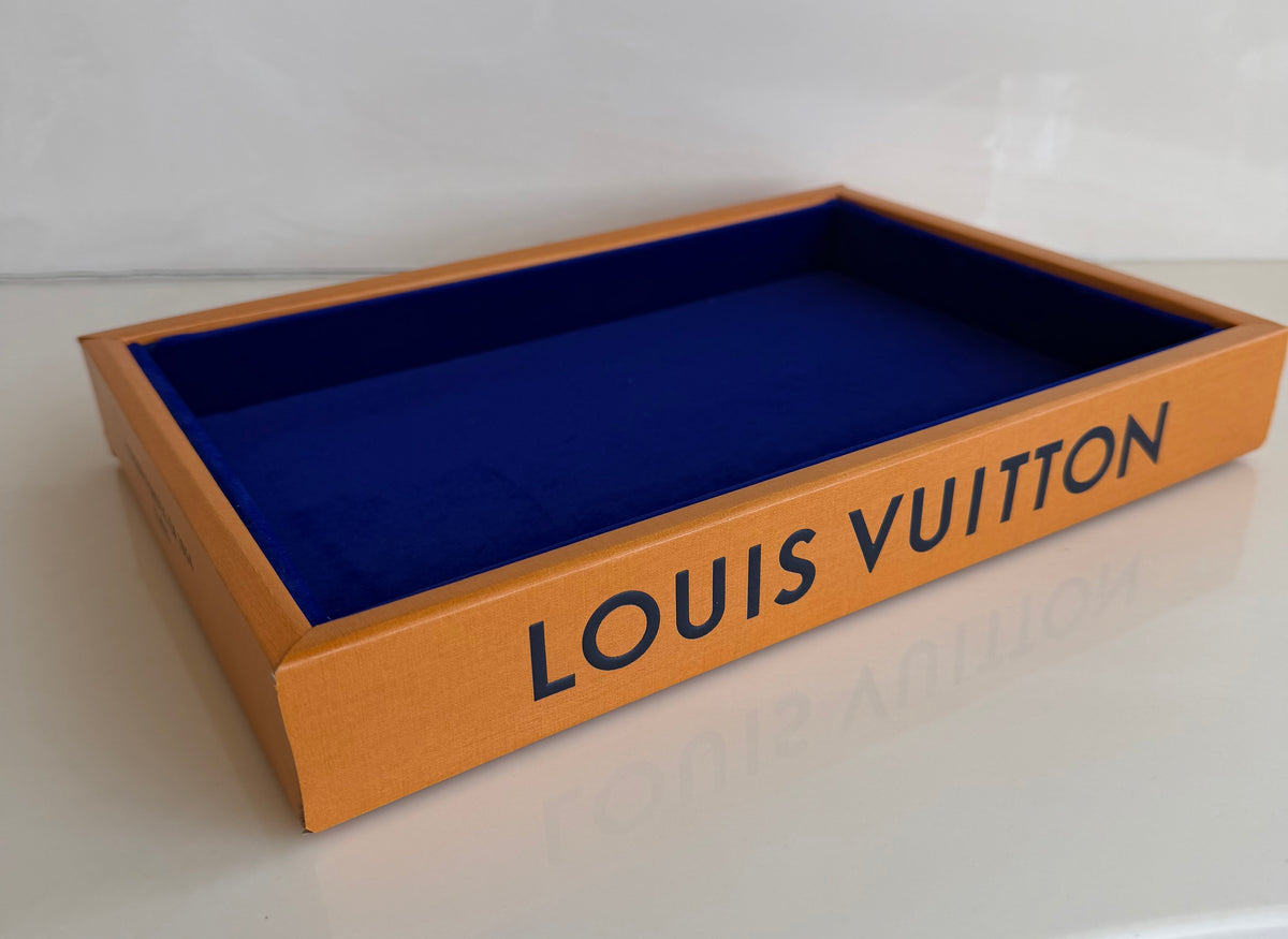 Custom Tray
