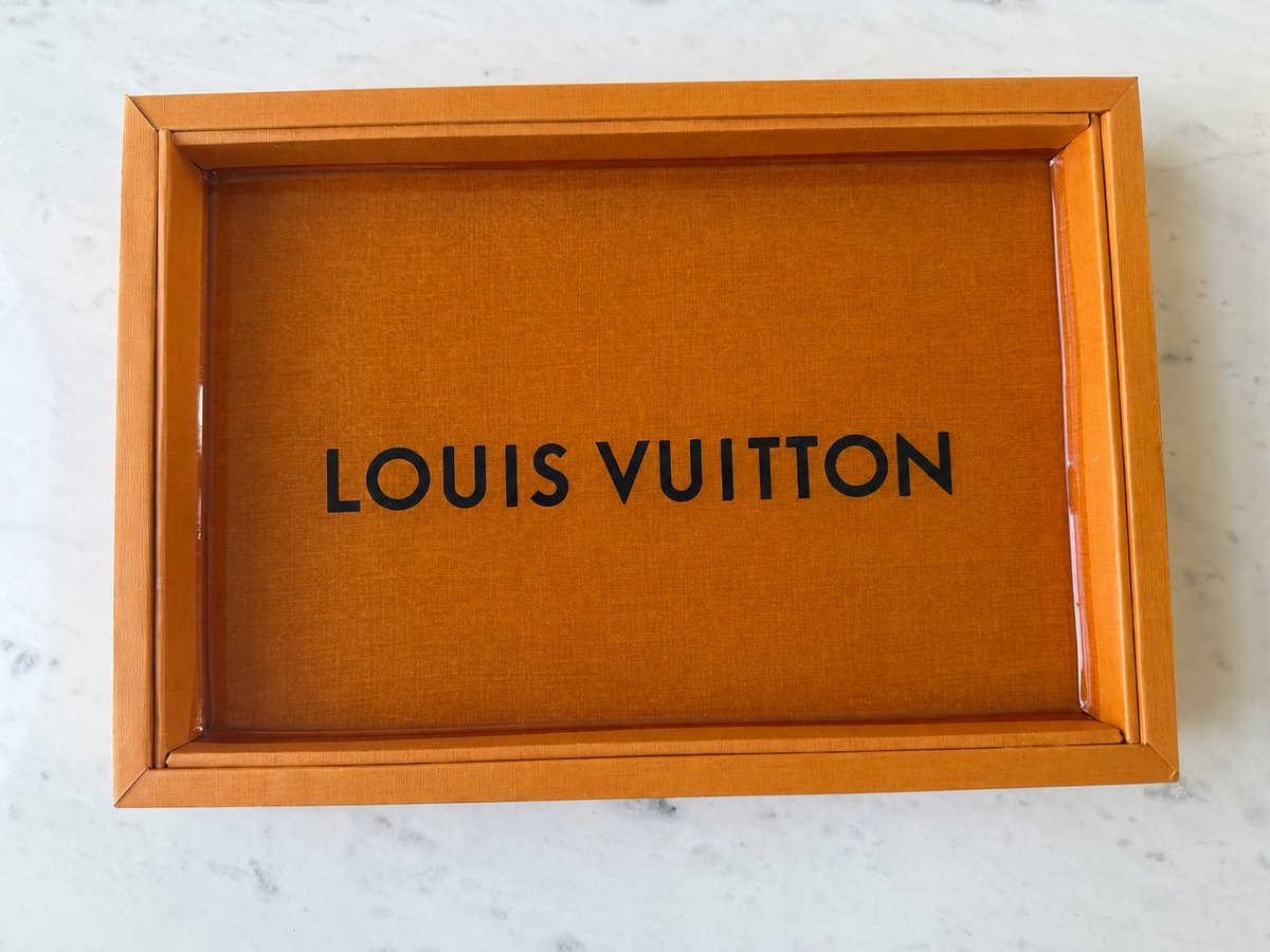 Custom Tray