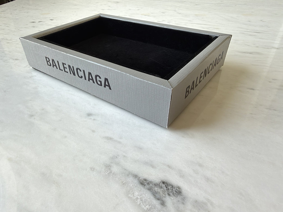 Custom Tray